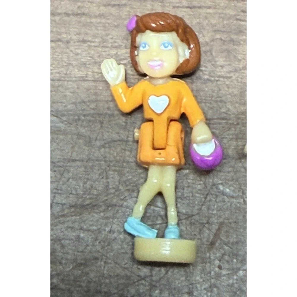 Lot Of 4 Vintage Polly Pocket Figures